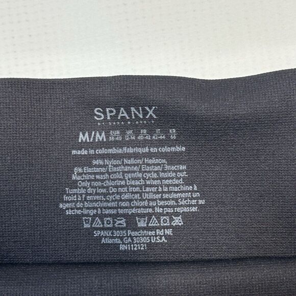 Spanx Look At Me Now Seamless Crop Leggings Very Black Medium Style #FL3515 - Picture 9 of 13